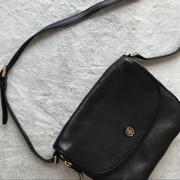 tory burch messenger